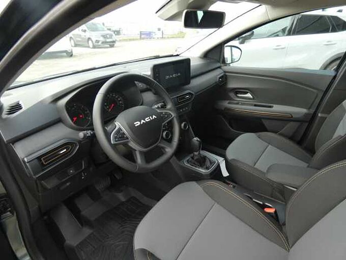 Dacia Sandero Stepway Extreme TCe 90 CVT