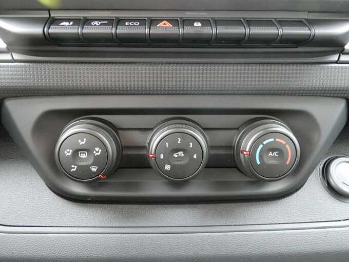 Renault Trafic Pkw Authentic Blue dCi 110 MY25 9 Sitzer