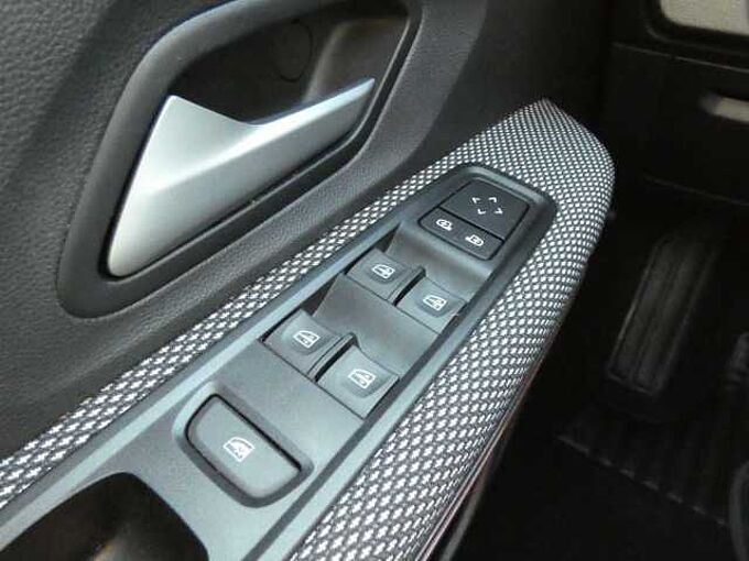 Dacia Sandero III Stepway Expression TCe 90