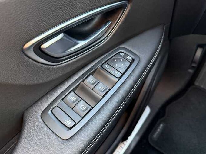 Renault Scenic IV LIMITED DeluxeTCe 140*GJR* *Kamera*NAV 