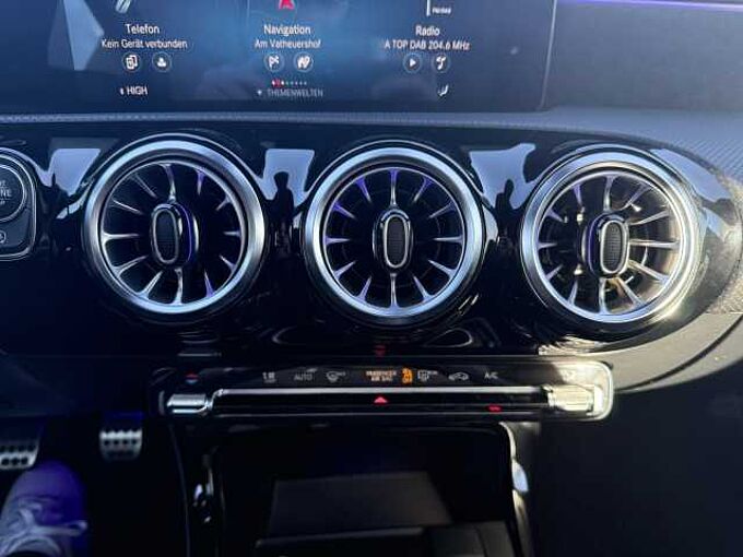 Mercedes-Benz CLA 200 Shooting Brake AMG Line*8-fach*Garantie* 