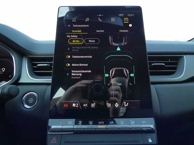 Renault Captur Techno TCe 115 'M&auml;rz-Aktion' 'M&auml;rz-Aktion'