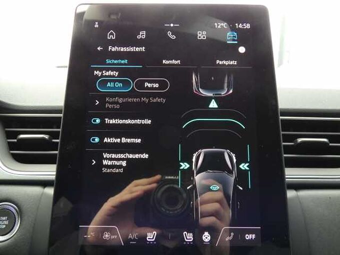 Renault Captur Techno Mild Hybrid 140 EDC 