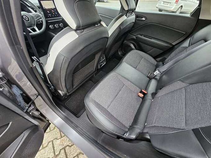 Renault Captur INTENS E-TECH Plug-in 160 *8-fach*SHZ*