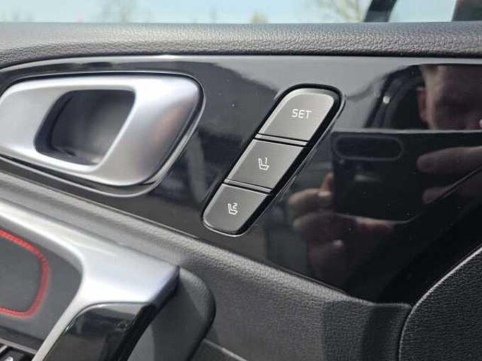 Kia ProCeed 1.6 T-GDI GT *JBL*Pano*8 Fach*Garantie 