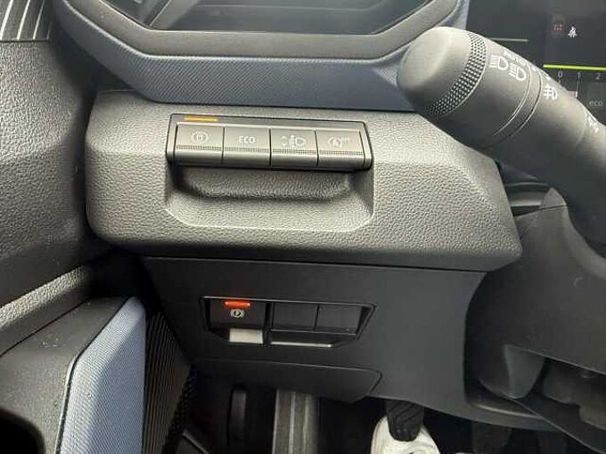 Dacia Bigster Expr. mild hybrid 140 2 Wartungen gratis 