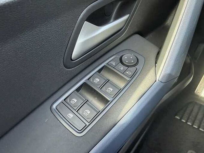 Dacia Bigster Expr. mild hybrid 140 500&curren; Tankgutschein 