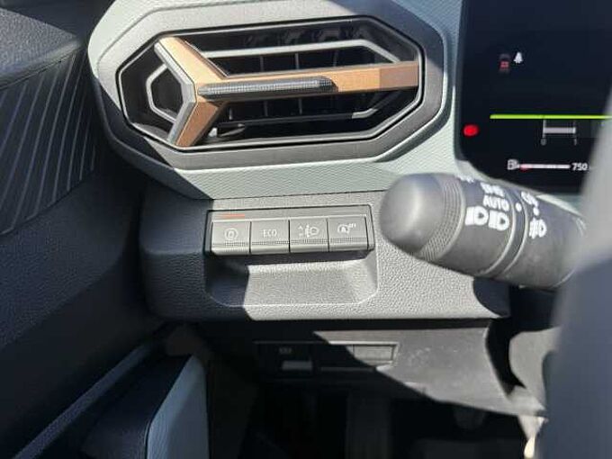 Dacia Bigster Extreme mildhybrid140 2 Wartungen gratis 