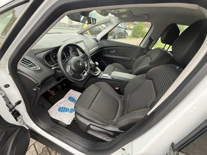 Renault Scenic TCe 140 Zen *GJR* 