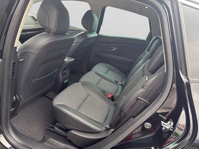 Renault Scenic Techno TCe 140 EDC 