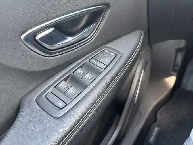 Renault Scenic TECHNO TCe 140 EDC 