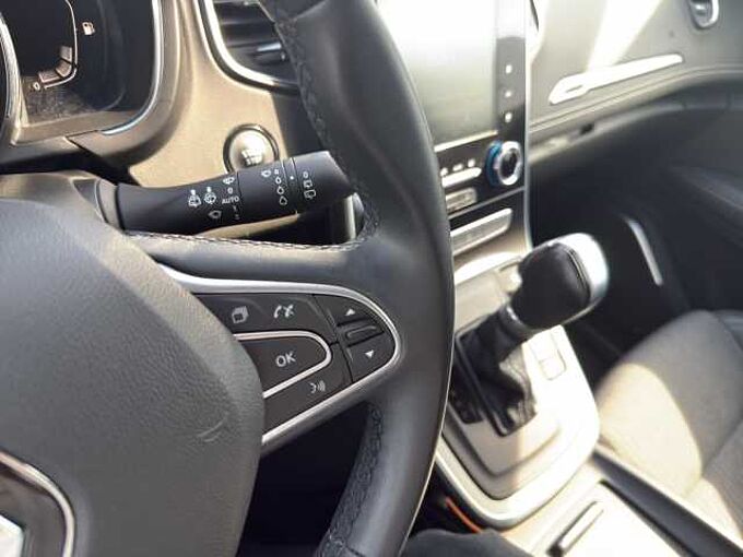 Renault Scenic TECHNO TCe 140 EDC 