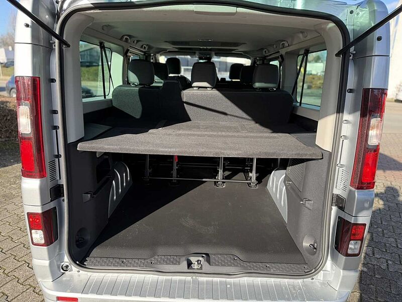 Renault Trafic Grand Evolution Blue dCi 150 9-Sitzer Grand Evolution Blue dCi 150