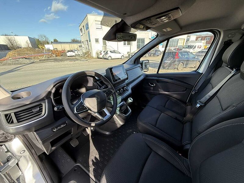 Renault Trafic Grand Evolution Blue dCi 150 9-Sitzer Grand Evolution Blue dCi 150