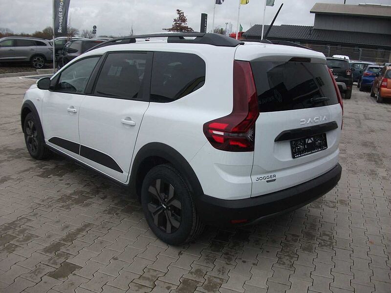 Dacia Jogger Expression HYBRID 140