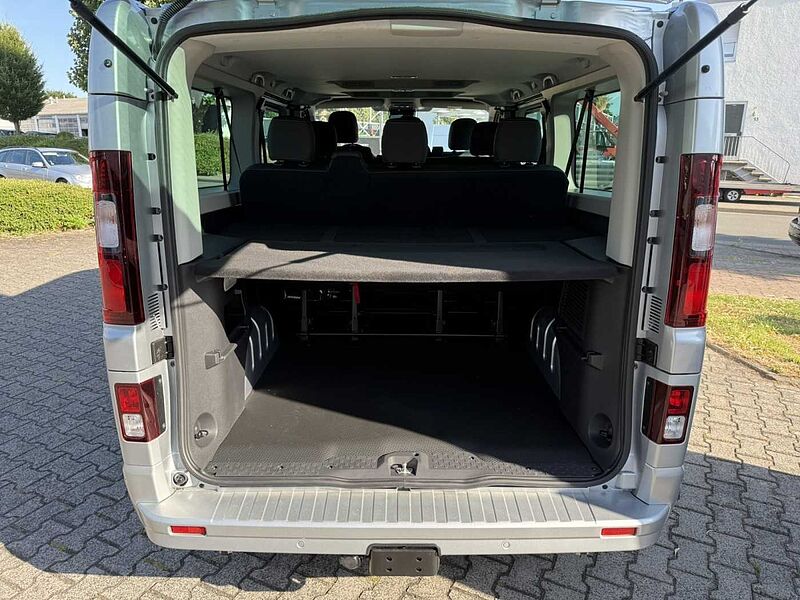 Renault Trafic Pkw Grand Evolution Blue dCi150 *AHK*GJR*