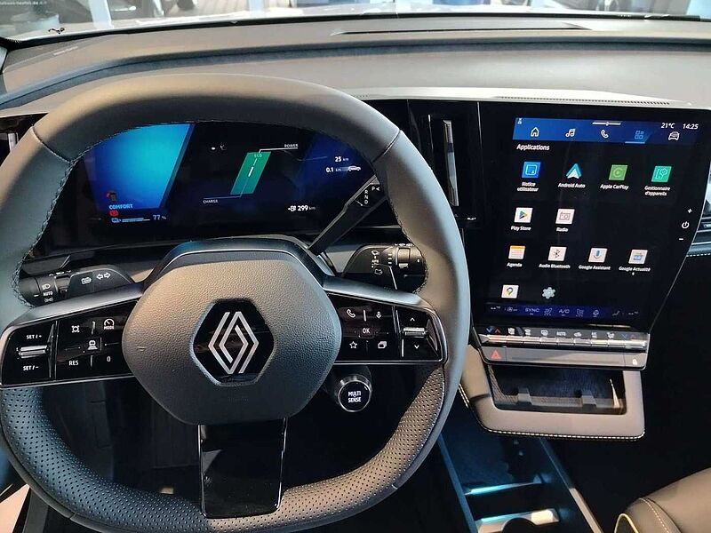 Renault Megane E-TECH 100% e Iconic 220 Comfort Range