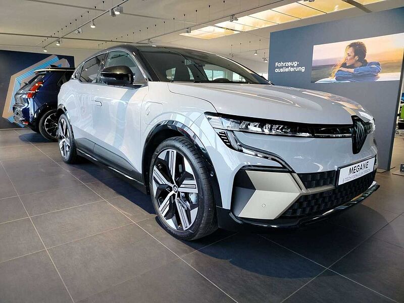 Renault Megane E-TECH 100% e Iconic 220 Comfort Range