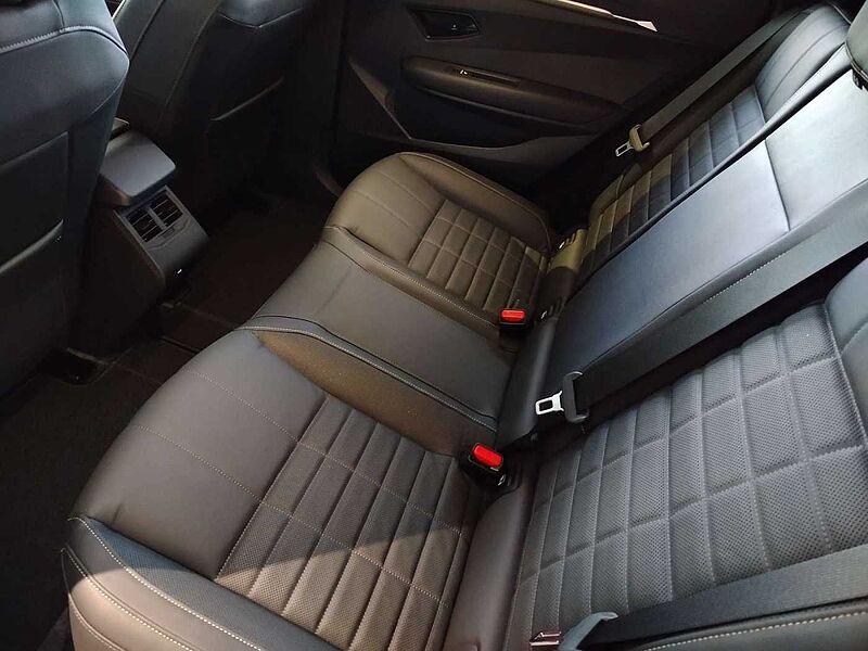 Renault Megane E-TECH 100% e Iconic 220 Comfort Range