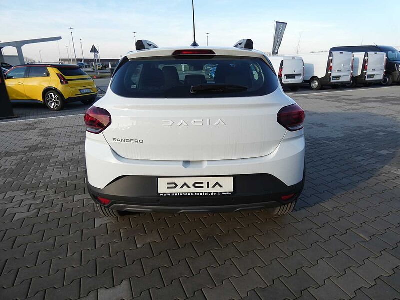 Dacia Sandero Stepway Expression TCe 90