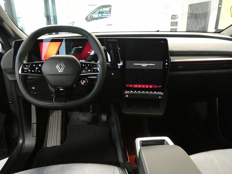 Renault Scenic E-TECH Techno 220 Long Range