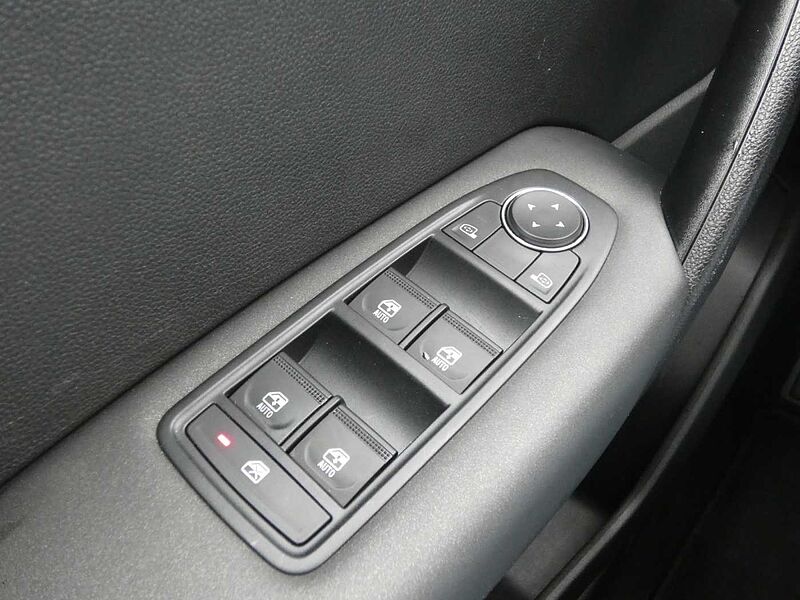 Renault Captur TCe 90 Equilibre *GJR*PDC*SHZ*