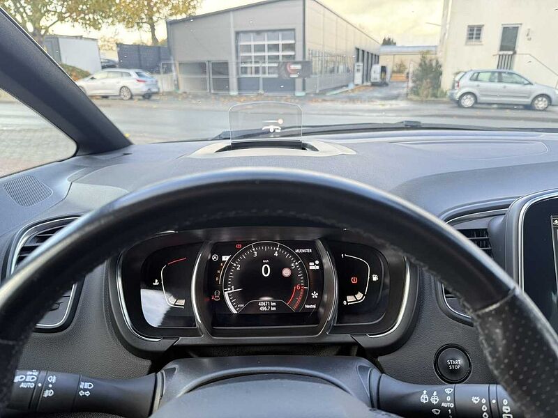 Renault Grand Scenic Black Edition TCe 160 EDC *Pano*