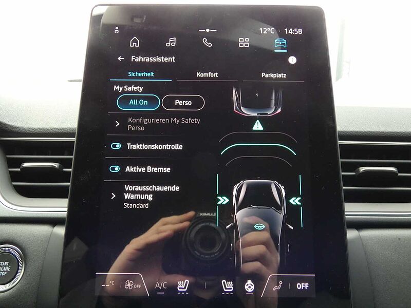 Renault Captur Techno Mild Hybrid 140 EDC