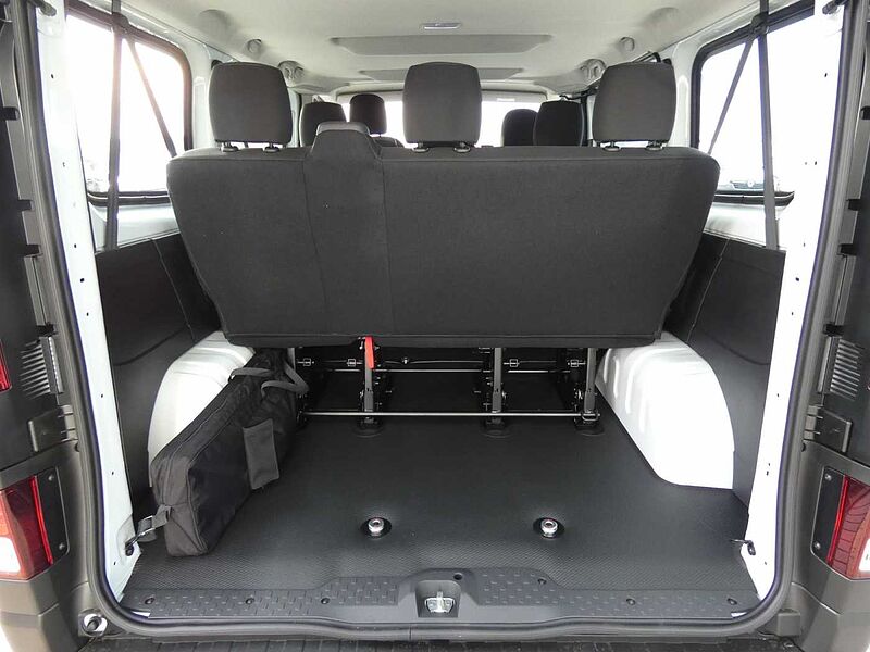 Renault Trafic Pkw Authentic Blue dCi 110 MY25 9 Sitzer