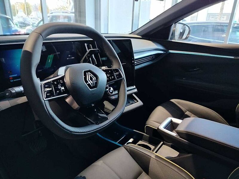 Renault Megane E-TECH Iconic 220 optimum charge