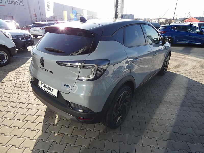 Renault Captur Esprit Alpine Full Hybrid E-Tech