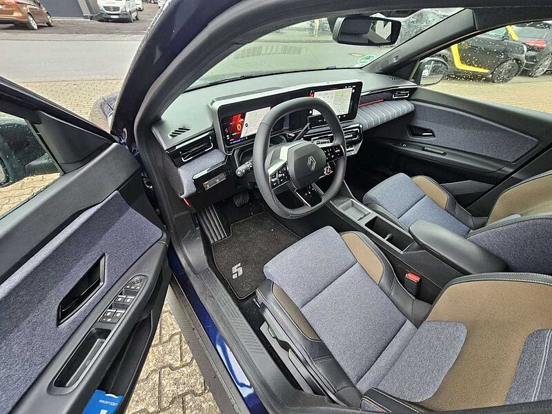 Renault R 5 Techno 120 Urban Range *GJR*