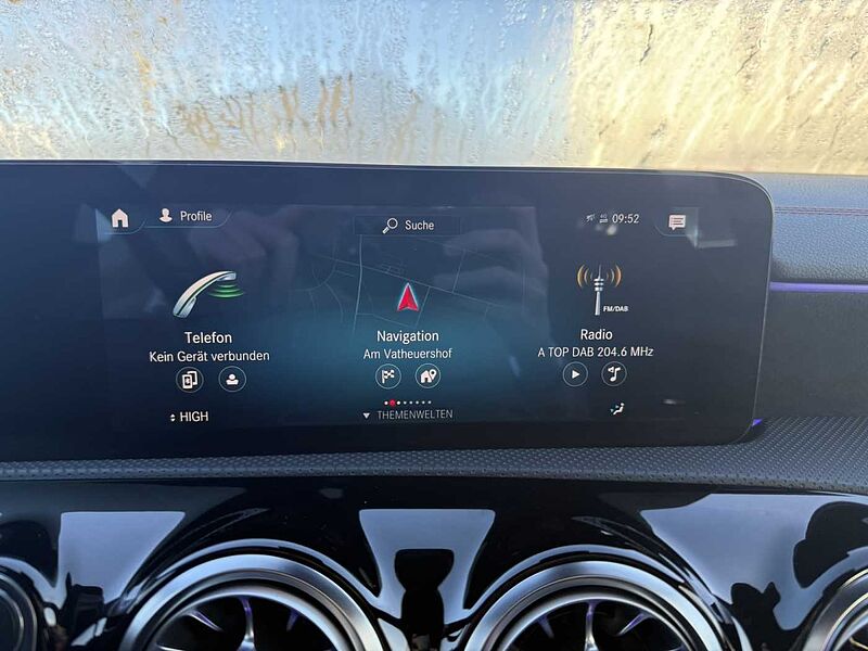 Mercedes-Benz CLA 200 Shooting Brake AMG Line*8-fach*Garantie*