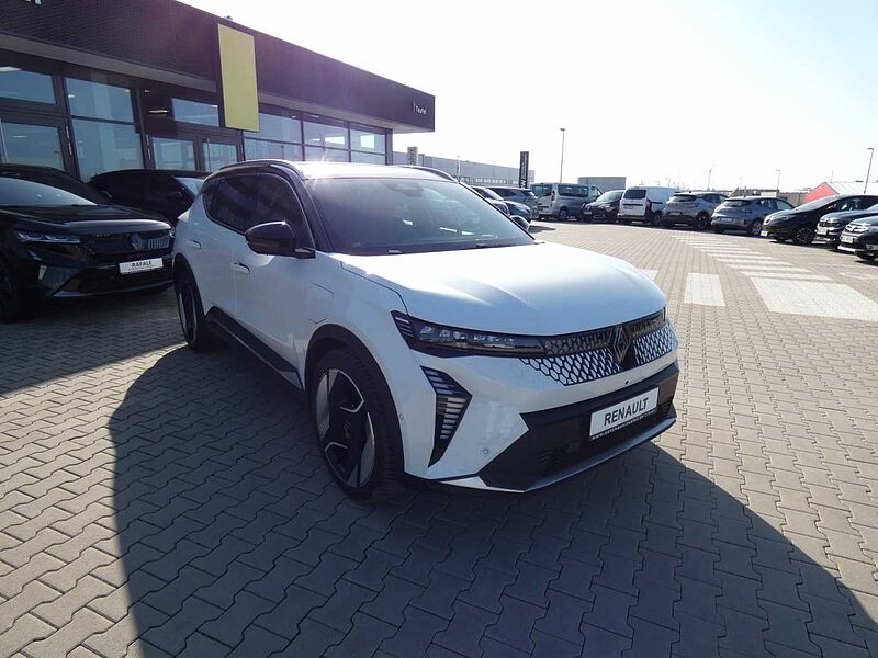 Renault Scenic E-TECH Iconic 220 Long Range