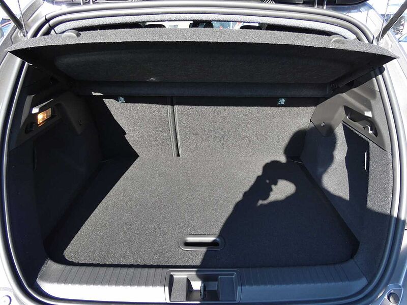 Renault Captur Techno TCe 115 'M&auml;rz-Aktion' 'M&auml;rz-Aktion'