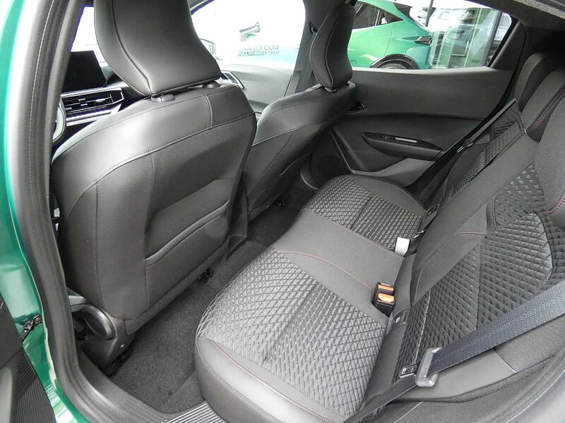Renault Clio Techno TCe 115 EDC