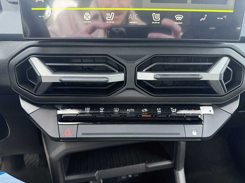 Dacia Bigster Expr. mild hybrid 140 500&curren; Tankgutschein