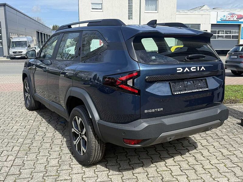 Dacia Bigster Expr. mild hybrid 140 500&curren; Tankgutschein