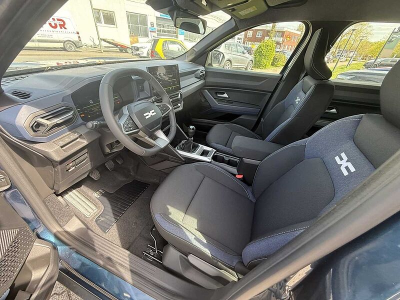 Dacia Bigster Expr. mild hybrid 140 500&curren; Tankgutschein