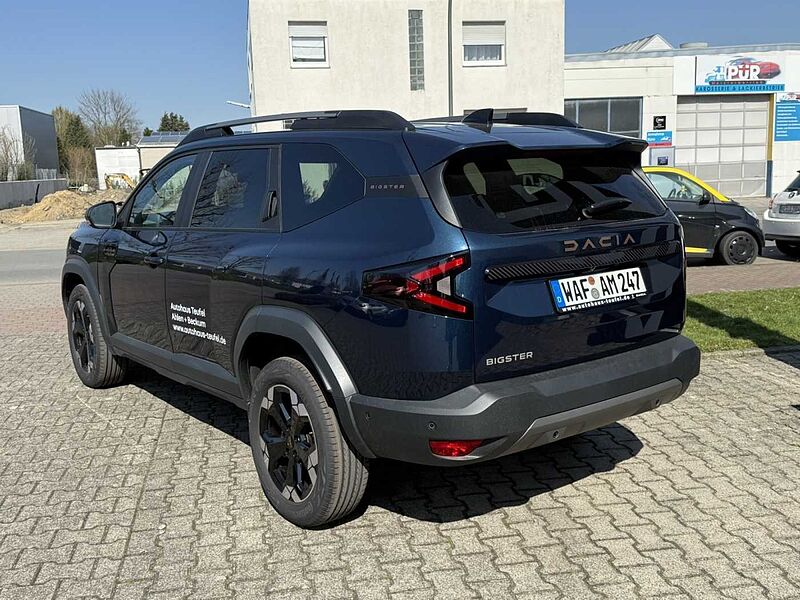 Dacia Bigster Extreme mildhybrid140 2 Wartungen gratis