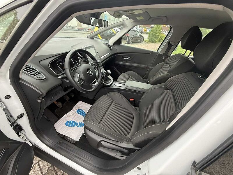 Renault Scenic TCe 140 Zen *GJR*