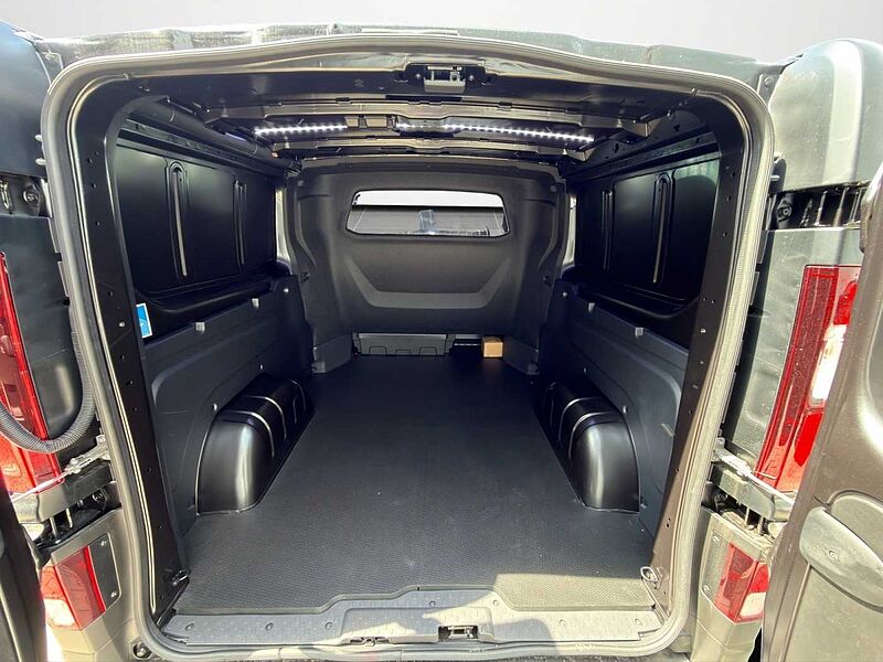 Renault Trafic Doppelkabine Komfort L2H1 3,0t
